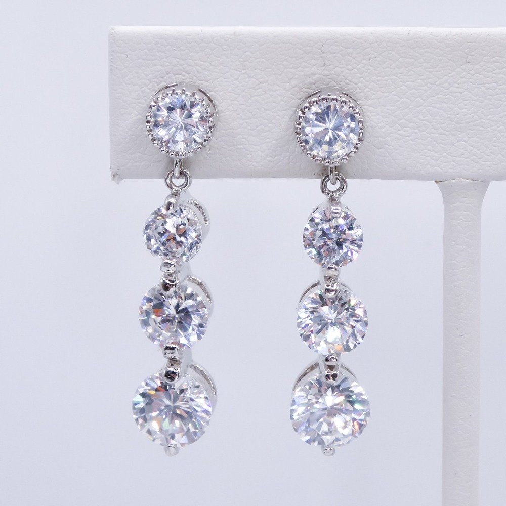 Vintage Cubic Zirconia Graduated Silver Drop Dangle 1.3" Post Womens Earrings